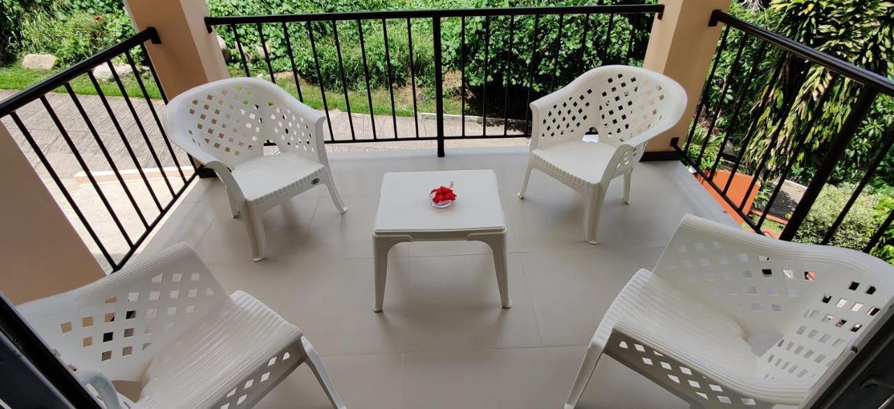 Jaidss Holiday Apartments 2 Виктория Экстерьер фото